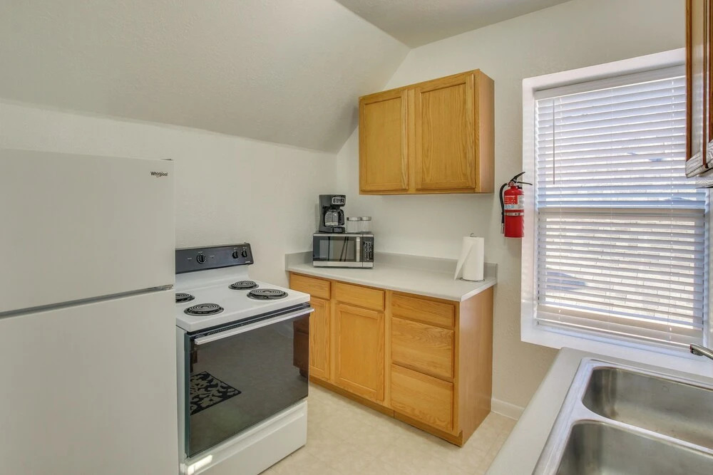 1 Block to Town! Convenient Logan Apartment