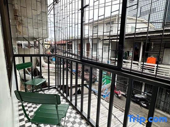 Twenty-one Bkk House
