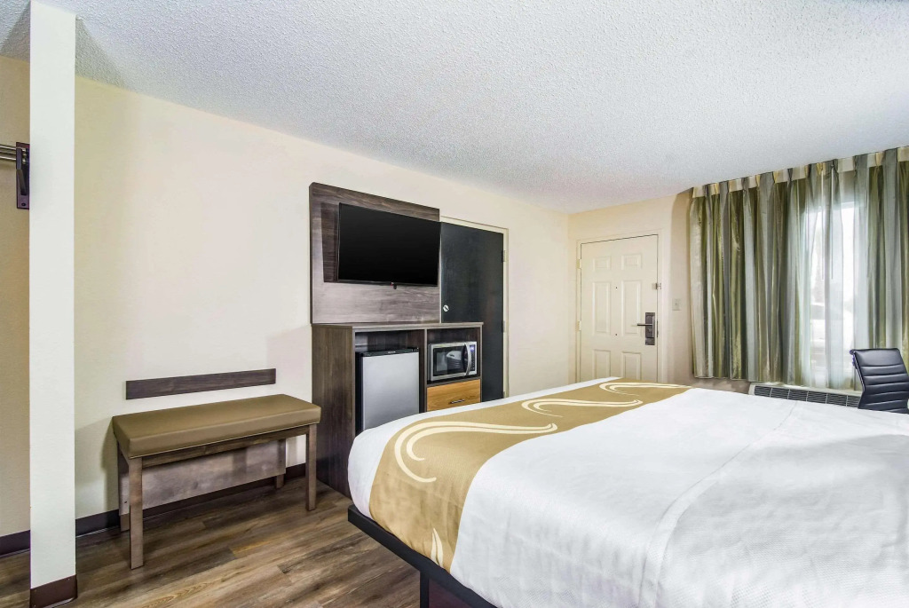 Quality Inn & Suites Lake City