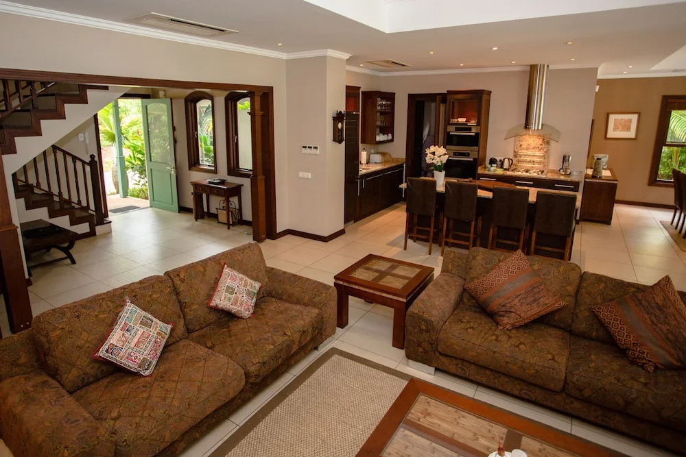 Spas Villas Eden Island