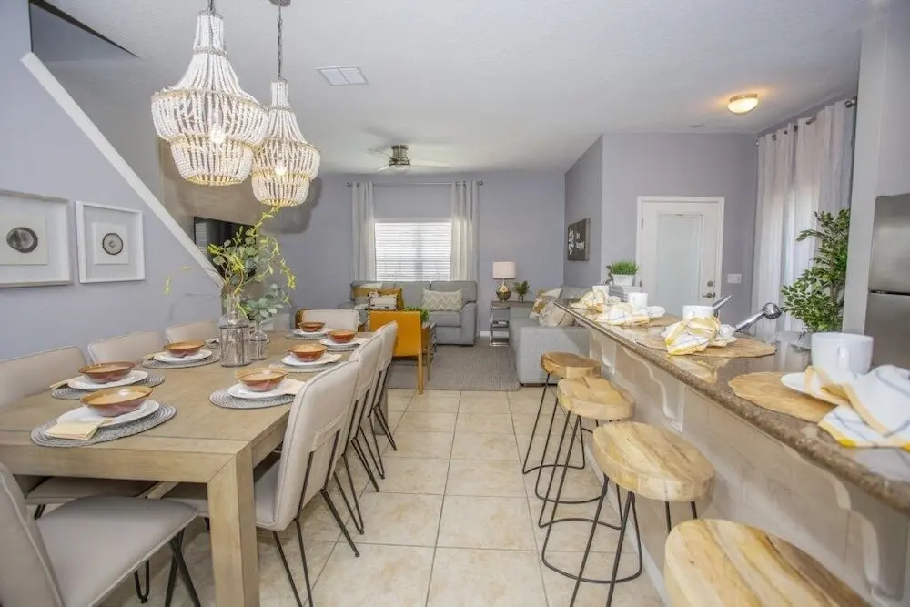 Tropical 5 Bedroom Home townhouse
