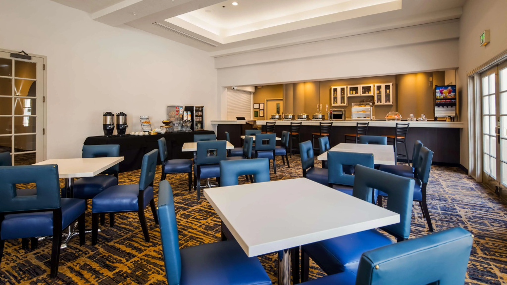 Best Western Posada Royale Hotel & Suites