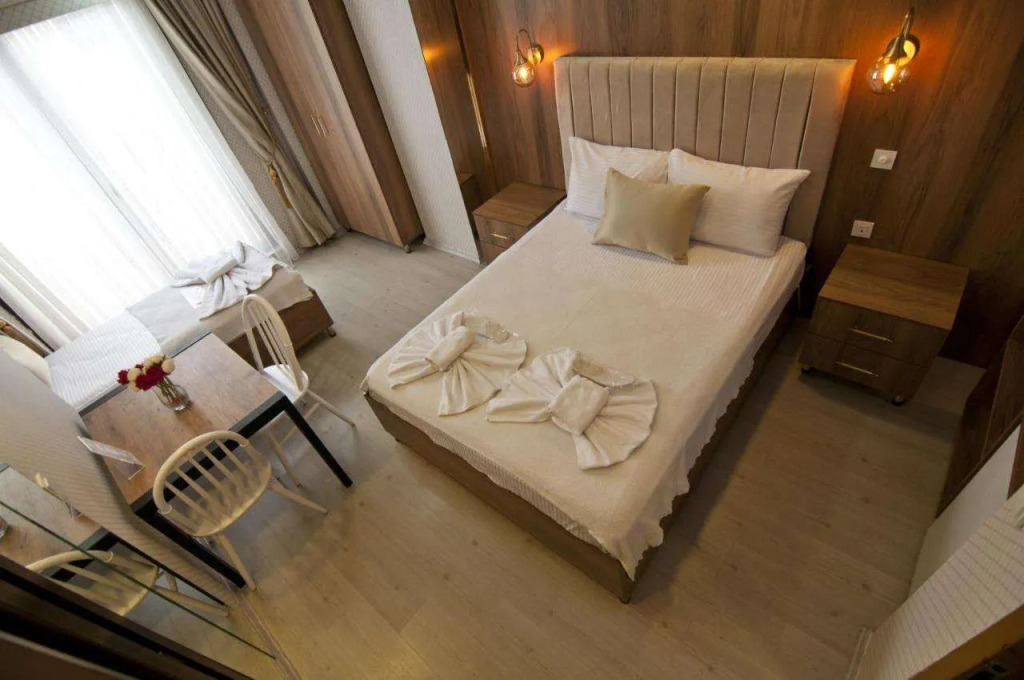 IMMORTELLE HOTEL lord sophiha