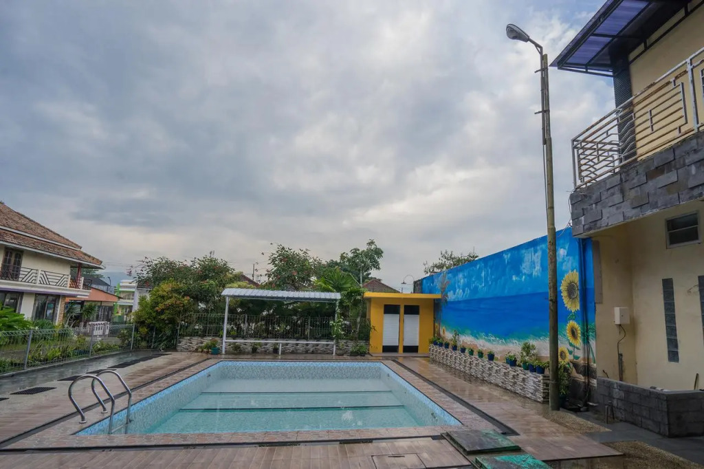 OYO Bunga Matahari Guest House And Hotel