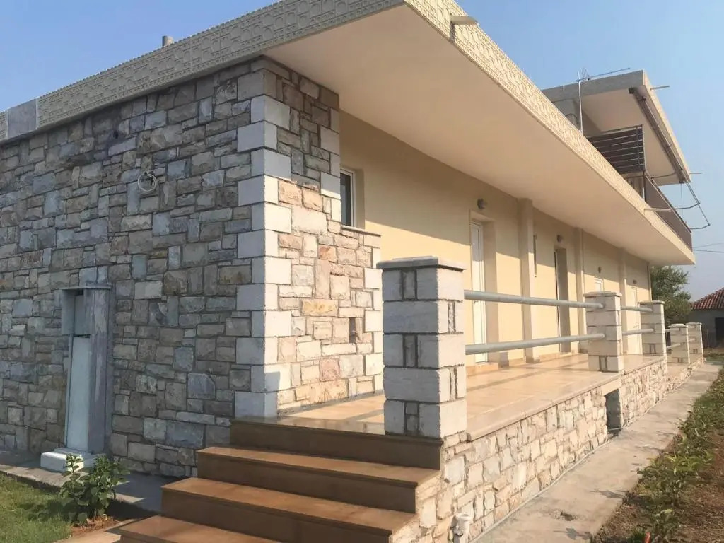 Nereids Apartments-Erato