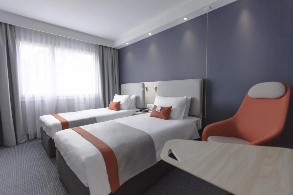 Holiday Inn Express Luzern-Neuenkirch by IHG