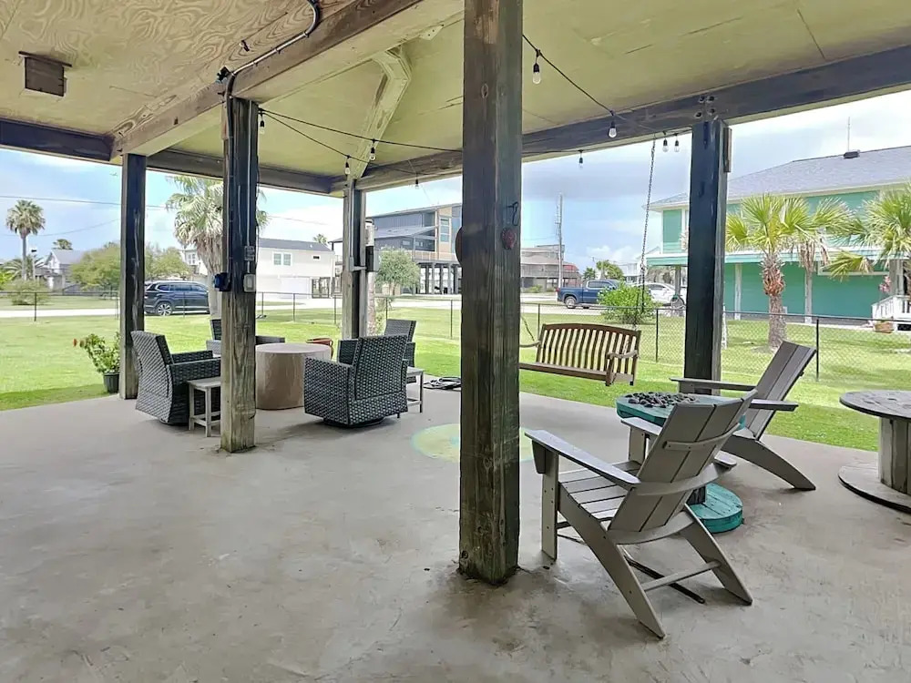 West Bay Getaway by Ryson Vacation Rentals