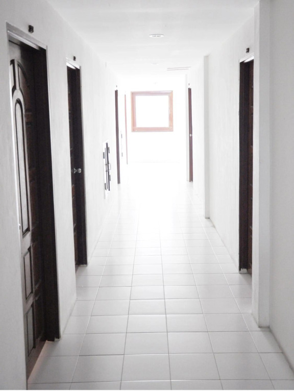 Highfive Guest House