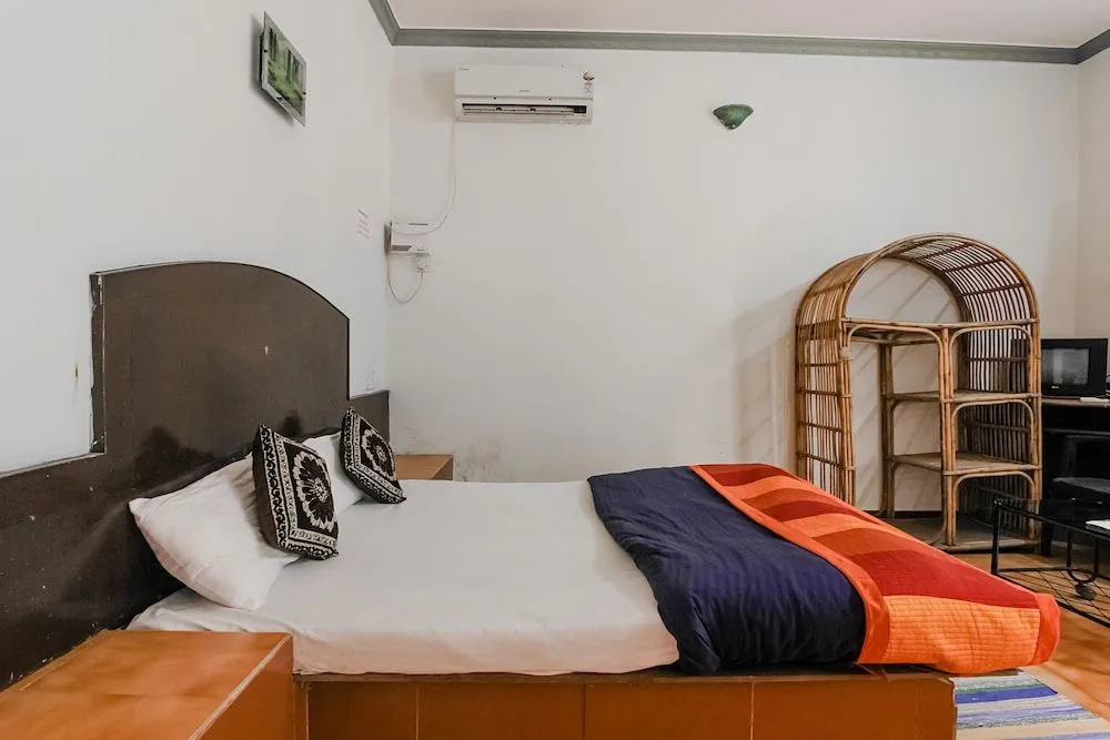Morjim Bay Resorts