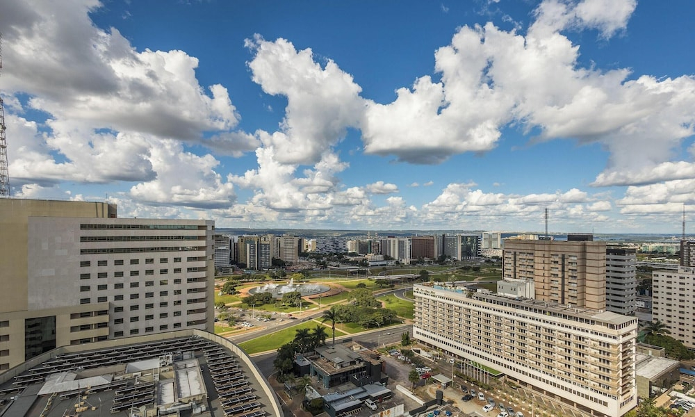Apt in Condo w/ Pool in Brasilia Hba1905