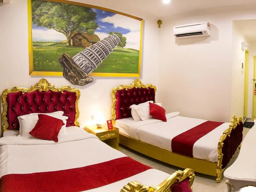 OYO 166 Hotel De Art 2