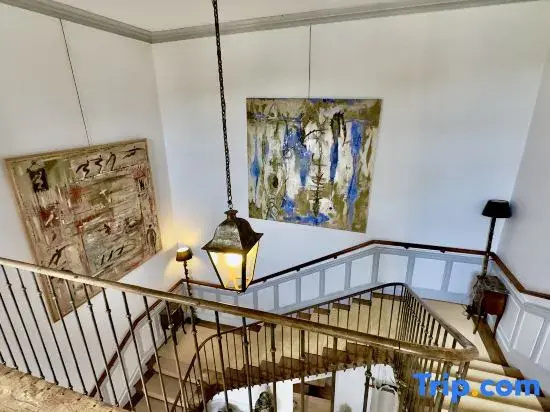 Idyllic French château surrounded by rolling hills- Chateau de Lassalle