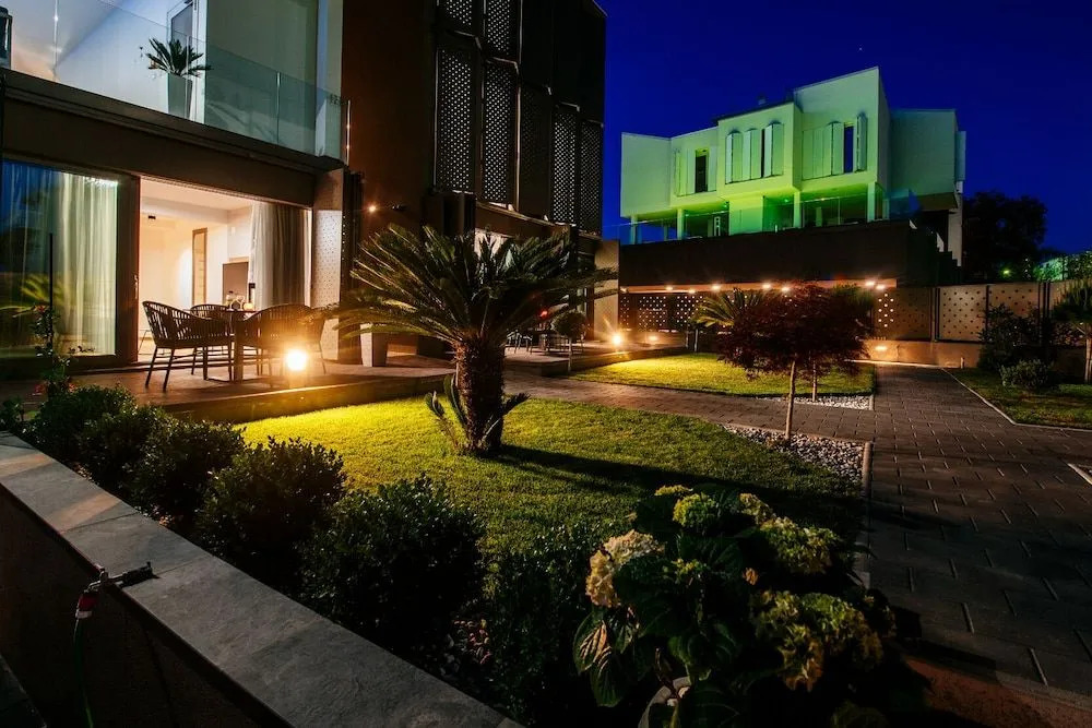 Dedaj Resort - Villa Almaro with Heated Pool