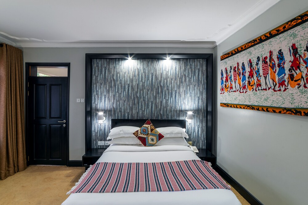 A'lure Hotel & Residences