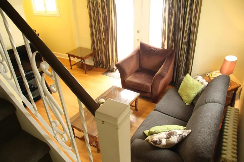 Leaside Executive Apartments