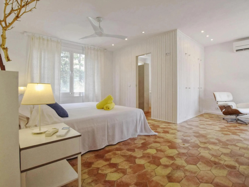 Villa in Cala Ratjada with Sea Views and Pool