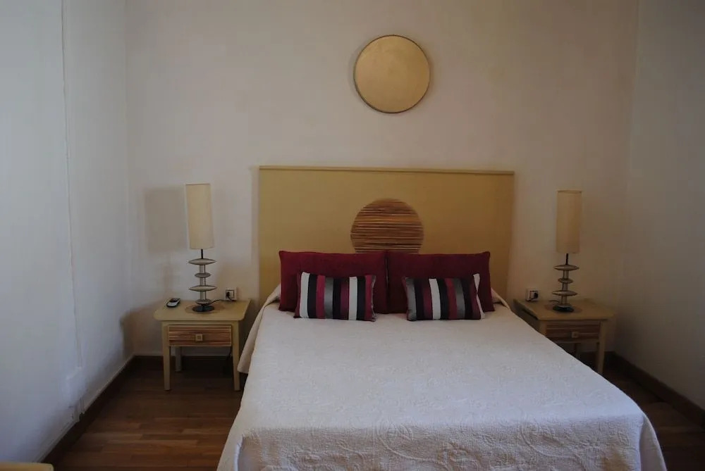 Casa Pilar, Aurora y Tarabilla en Finca Ecológica