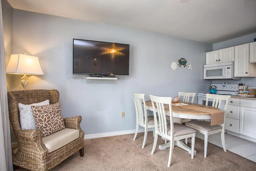 Sandpeddler Inn and Suites