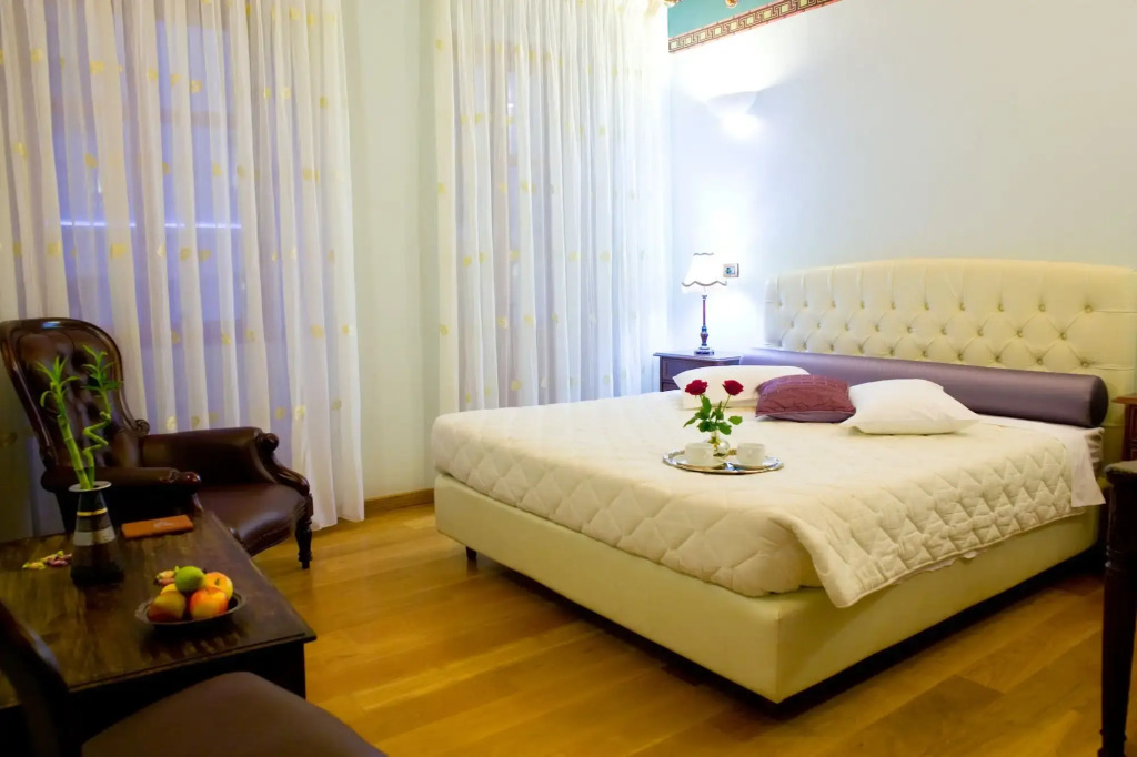 Kyveli Suites