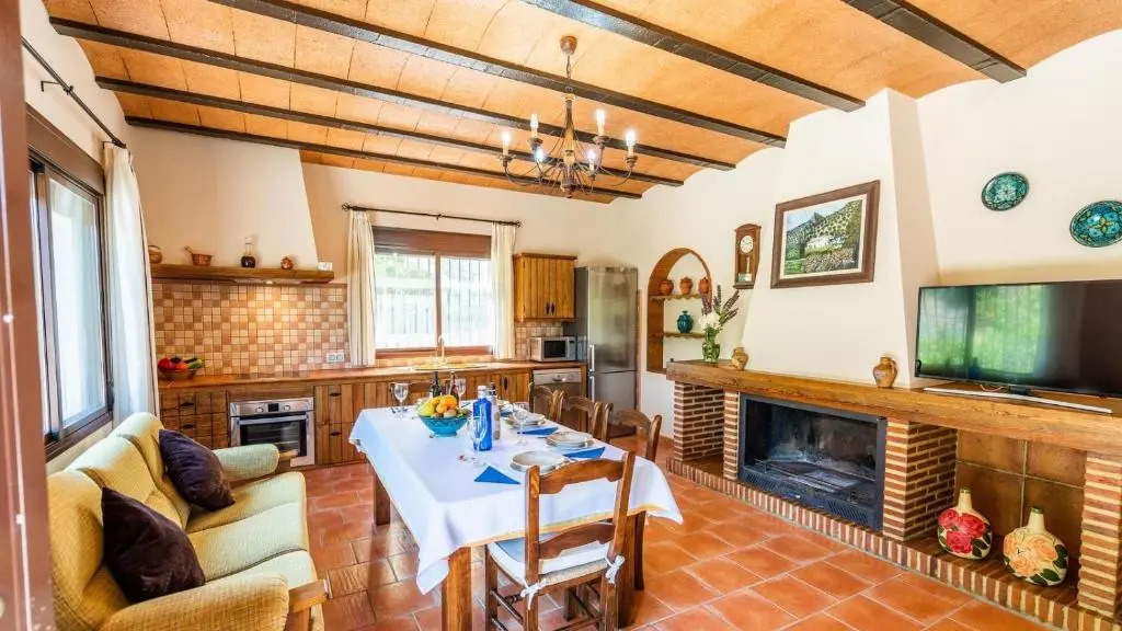 Casa Jose Manuel El Gastor by Ruralidays