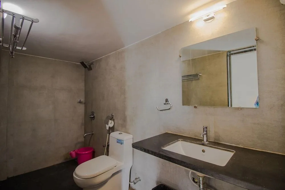 OYO 24768 Home Beach View Stay Morjim