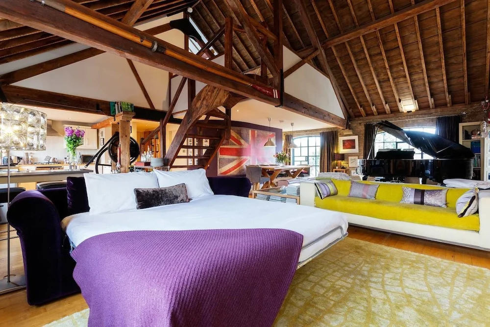 Warehouse Loft in London Bridge