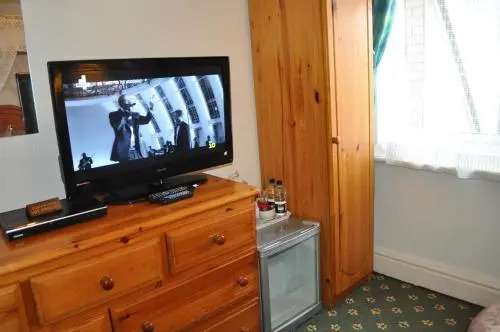 The New Guilderoy Hotel