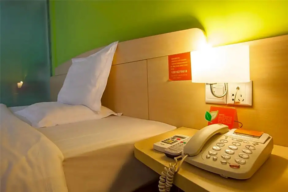 7 Days Inn Urumqi Medical University Branch
