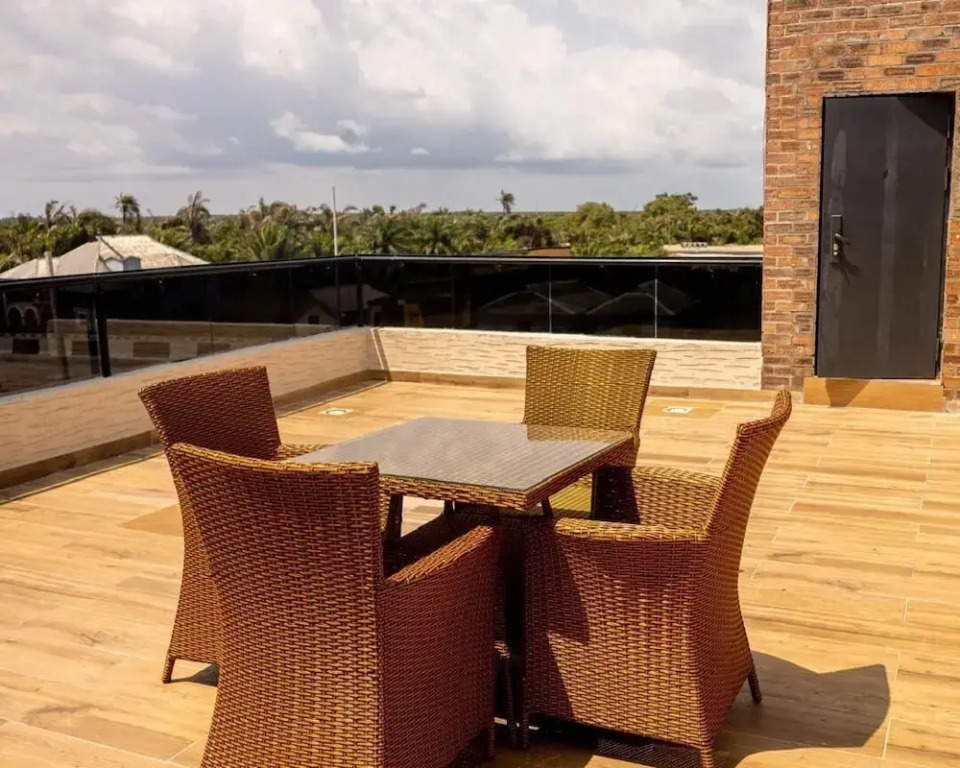 Luxury Apartments & Homes