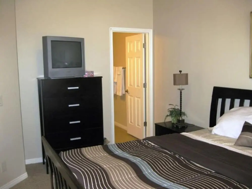Donald Mcgregor 2 Bedroom Condo