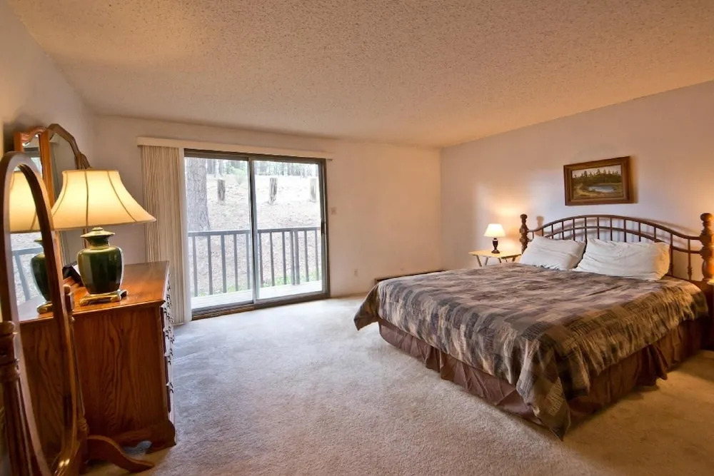 Angel Fire Commons #06 2 Bedrooms 2 Bathrooms Condo
