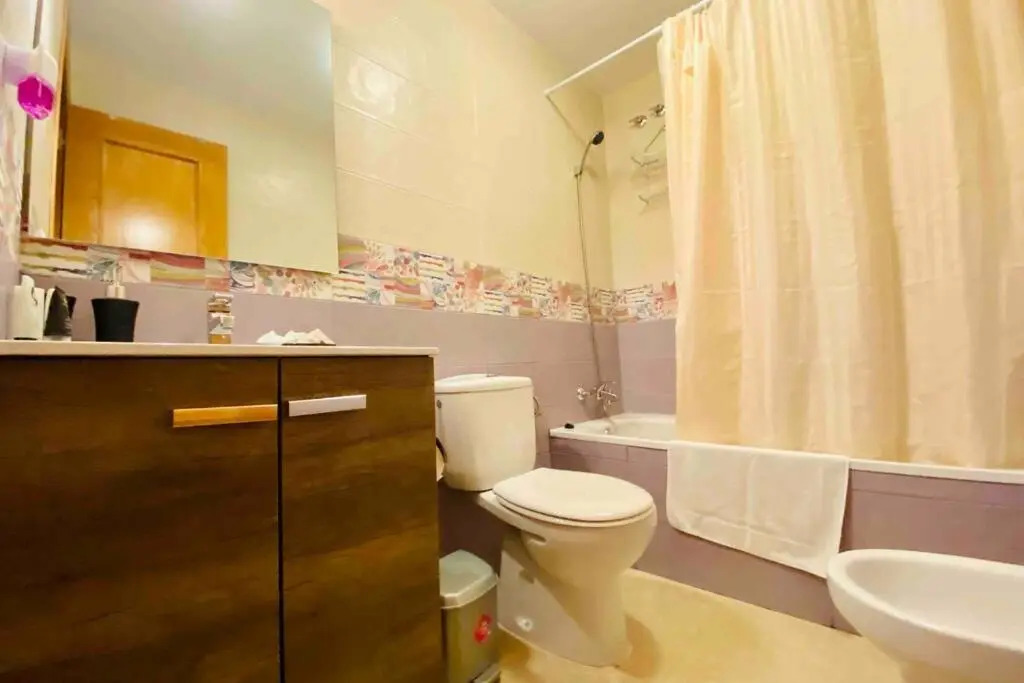 “SMILE NERJA” chic apartment with WIFI, 4 guests
