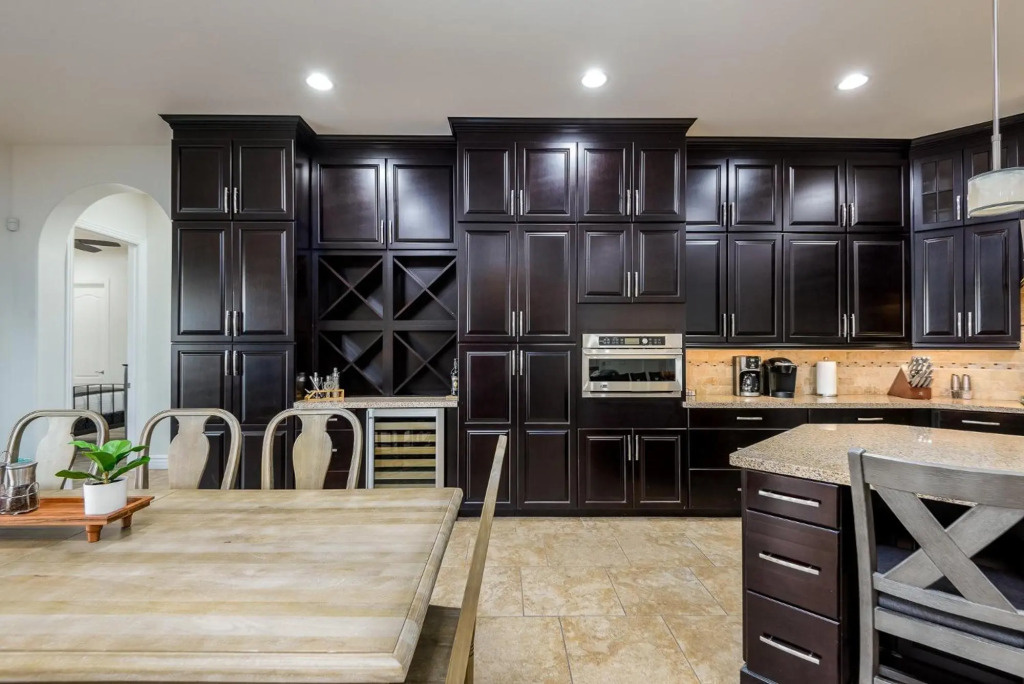 Casa Cielo 6 Bedroom Home by Redawning