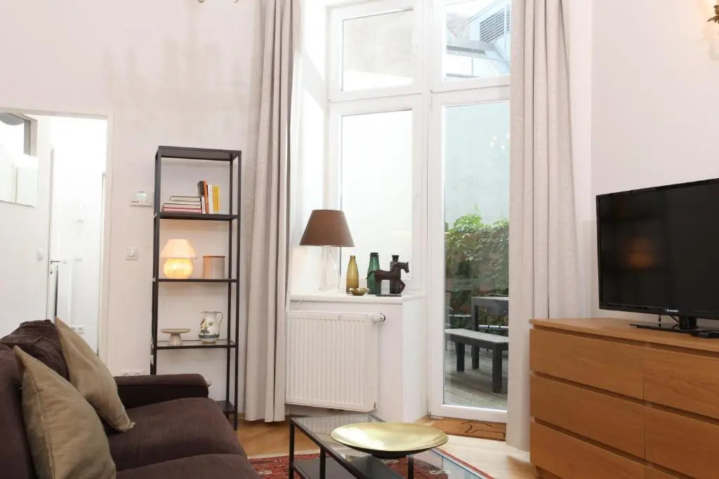 Hoheschule Apartment Courbette
