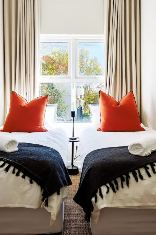 Modern Elegance Meets City Serenity at Meliora
