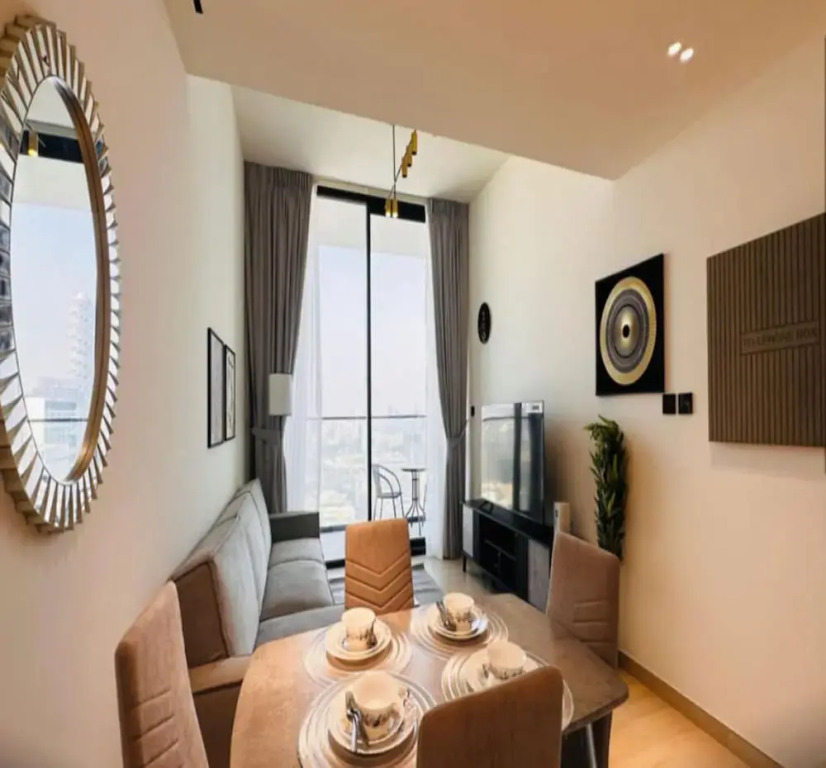 Luxury Belvilla 1BR Pool View Apartment in JVC