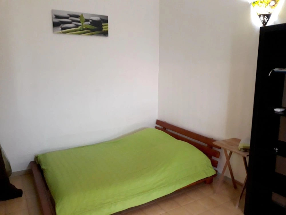 Studio In La Trinite With Terrace 100M From The Beach