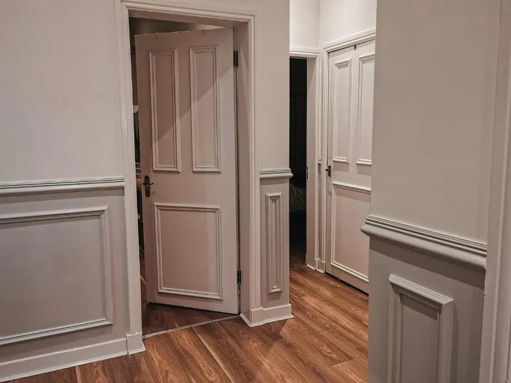 3 Bed Apartment in the Heart of Westend of Glasgow (Adults Only)