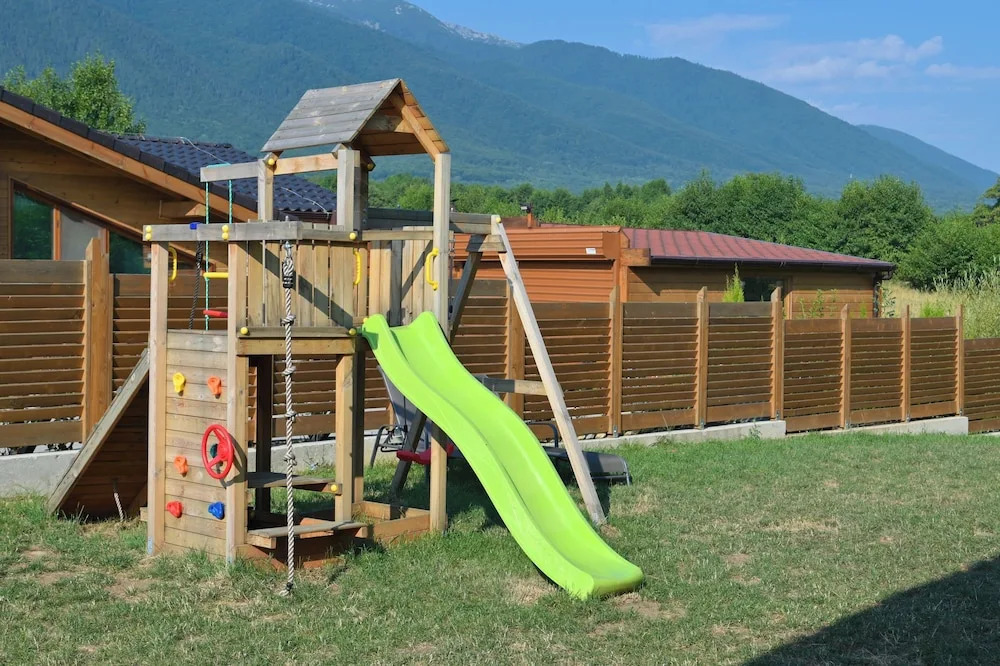 Villa Letizia & Raphael w Jacuzzi near Pirin Golf Resort