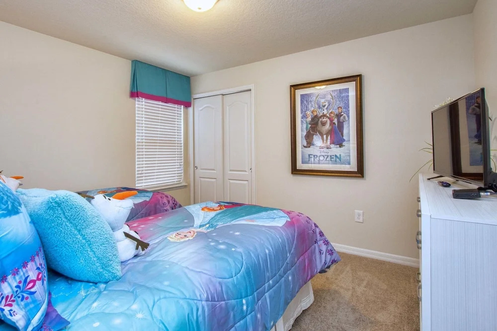 Windsor at Westside-8 Bedrooms House w/pool-3711WW