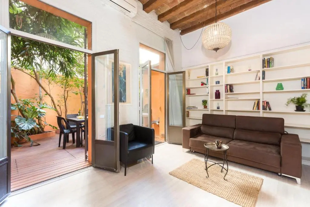 Montaber Apartments - Trafalgar