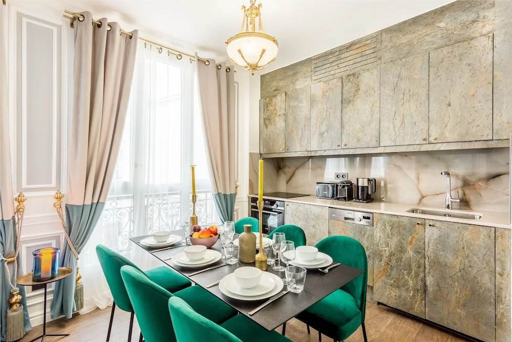 Luxury 3 Bedroom 3 Bathroom In Heritage Building - Ac - Louvre