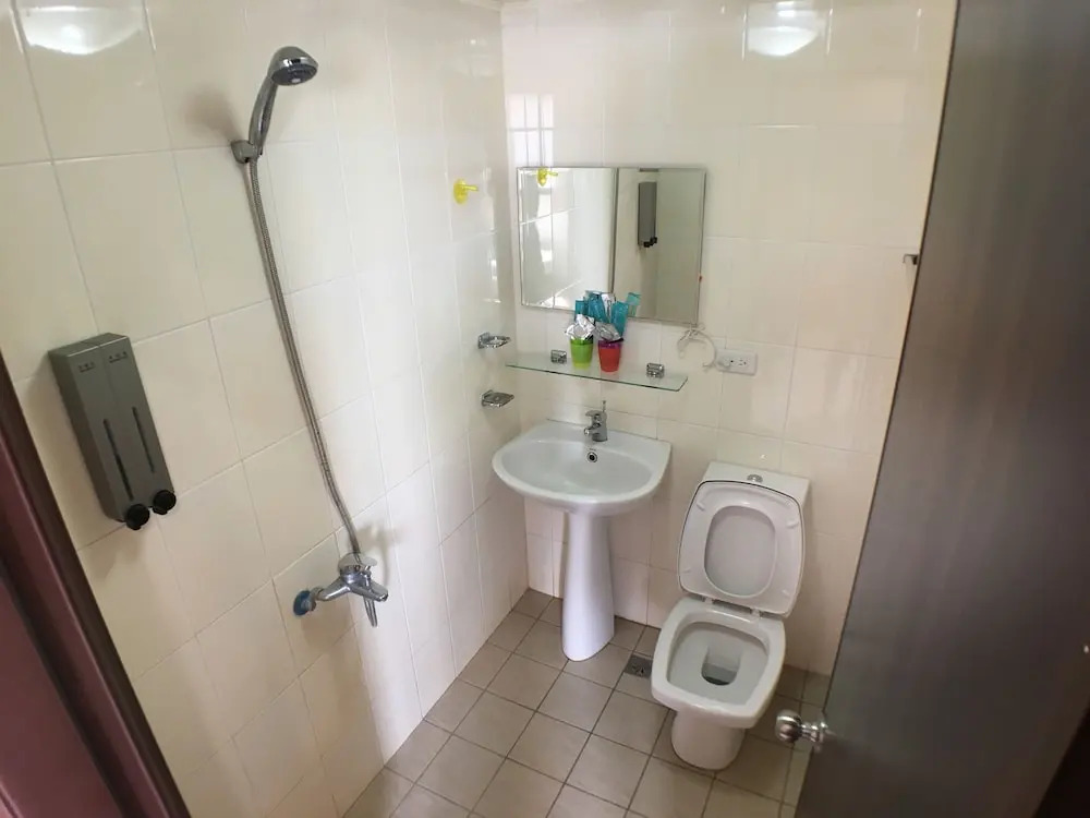 Taichung Go-Around Hostel