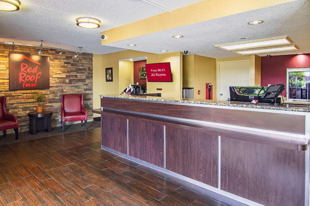 Red Oak Inn Detroit - Southfield