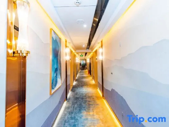 Moshang Huakai Art Hotel