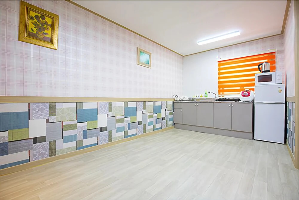 Suncheon Bay Pine Scent Pension