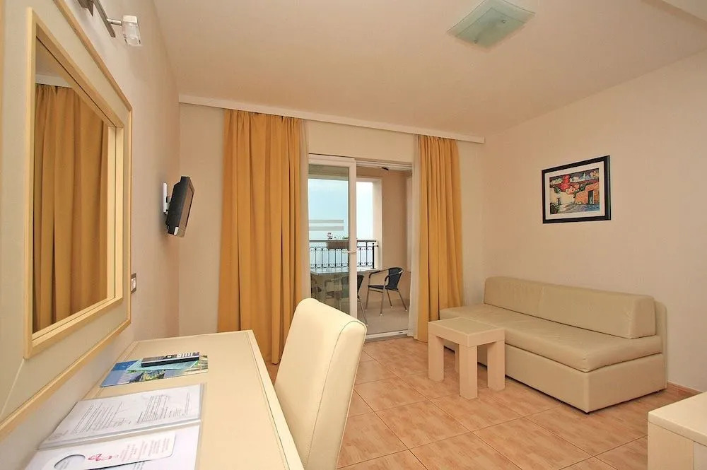 Turisticki apartmani Natalia