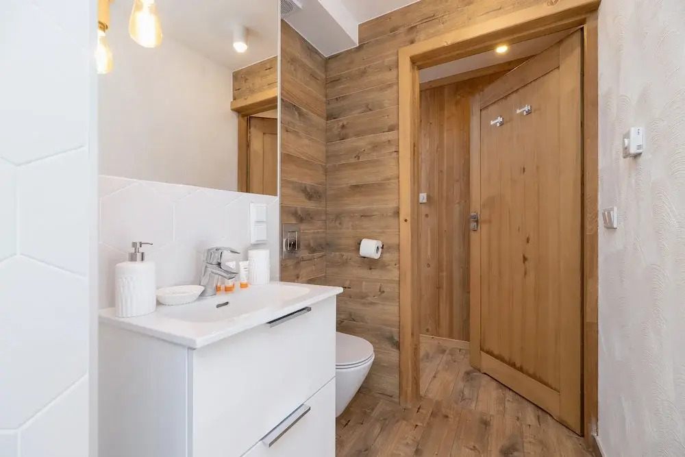 Giewont View Apartamenty z widokiem - Butikowe & Sauna, Jacuzzi, Basen - Grunwaldzka Krupówki Centrum Zakopane by RentiloPL