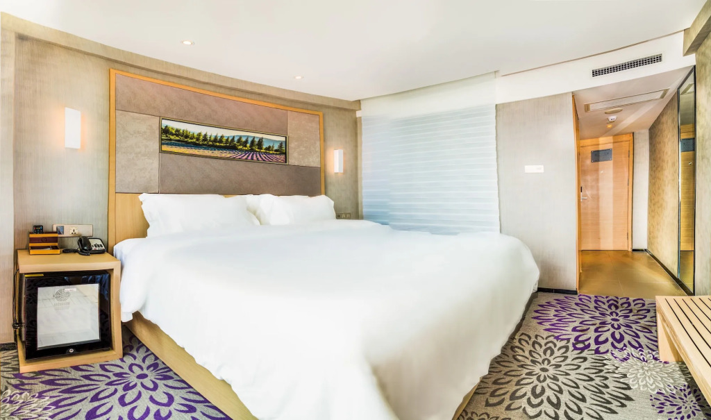 Lavande Hotel Qingdao Wusi Plaza Branch