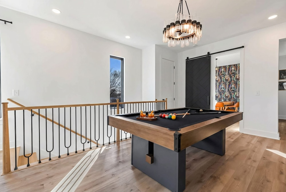 Hot Tub Poker Pool Table Rooftop City MLS View